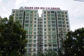 Hoàng Anh Gia Lai lỗ nặng... nhà đầu tư bán tháo cổ phiếu