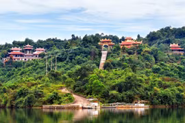 Chủ Cty Pacific – Hòa Bình xin “lấy đất lúa” xây khu du lịch tâm linh 3.000 tỷ là ai?