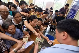 Hà Nội: "Loạn” giá hồ sơ, lệ phí đăng ký dự thi tuyển sinh đầu cấp