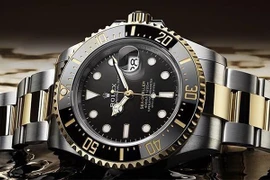 Sự thật ít biết đến về quy trình sản xuất tuyệt tác đồng hồ Rolex