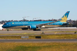 Vietnam Airlines nói gì về chuyến bay suýt hạ cánh không có bánh sau?