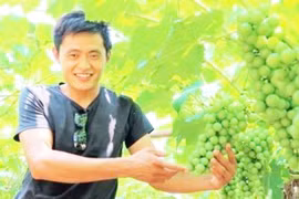 Đại gia đẩy con về quê sống, ai dè lớn lên, con thành phú ông kiếm tiền tỷ/năm