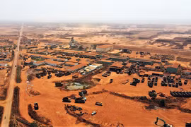 Vào xem công trường sân bay quốc tế lớn nhất Việt Nam 