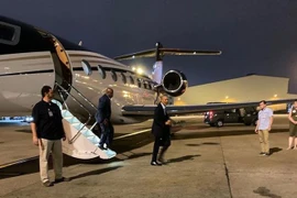 Phi cơ được ông Obama dùng để sang Việt Nam có gì đặc biệt?