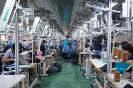 TPHCM: F0 tăng trở lại, doanh nghiệp lo mất Tết