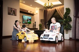 Căn hộ tiền tỷ của ông chủ SEVEN.am bị “tố” nhập hàng TQ rồi cắt mác