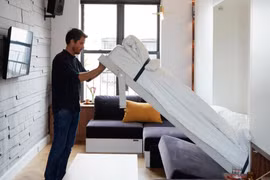 Sốc người với mức giá 500 triệu/m2 của căn penthouse chật chội