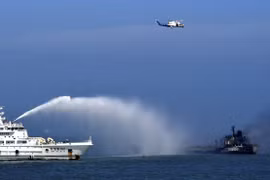 Hai tàu đâm nhau ngoài khơi thành phố Thượng Hải, 14 người mất tích