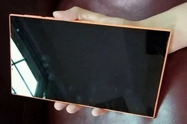 Ảnh thực tế tablet chưa từng ra mắt Nokia Mercury