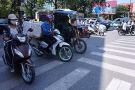 Thời tiết hôm nay 21/12: Hà Nội nóng như "đổ lửa" giữa mùa đông