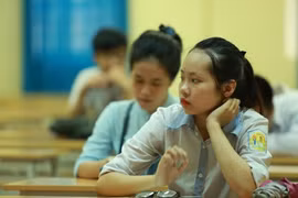 Hà Nội công bố tỉ lệ chọi lớp 10: Phụ huynh cân nhắc đổi nguyện vọng