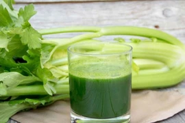 Uống nước cần tây kiểu này cẩn thận kẻo vô sinh, hại sức khỏe 