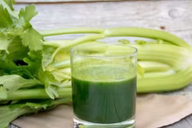 Uống nước cần tây kiểu này cẩn thận kẻo vô sinh, hại sức khỏe 