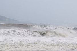 Vùng áp thấp ảnh hưởng tới tàu thuyền trên vịnh Bắc Bộ