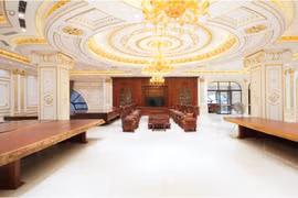 Ngỡ ngàng “biệt phủ” 7 tầng dát vàng, đi mỏi chân tại Phú Thọ 