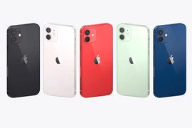 iPhone 12 Pro - Pro Max khai tử: FPT shop, Cellphones... tung chiêu hút khách sao?
