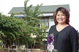 Mê mẩn vườn cây trĩu quả trong nhà NSND Thanh Hoa