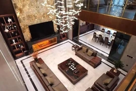 Cận cảnh biệt thự 1.200m2 gây sốt của “đại gia đồng nát“
