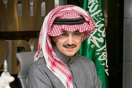 Khối tài sản đồ sộ của Hoàng tử giàu nhất thế giới 