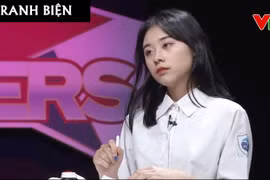 Nữ sinh gây chú ý khi tranh biện bằng tiếng Anh trên truyền hình