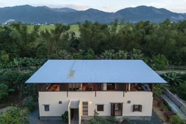 Ngôi nhà có tầm nhìn 360 độ độc đáo ở Nha Trang