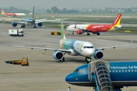 Cục Hàng không yêu cầu rà soát mở bán, giữ chỗ vé máy bay Tết