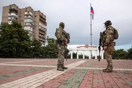 Thành phố Ukraine bị chặn toàn bộ lối ra vào