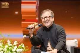 Khán giả bất ngờ với vẻ ngoài già nua của Thành Long