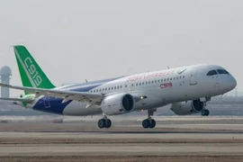 Chi tiết máy bay chở khách đầu tiên do Trung Quốc sản xuất 