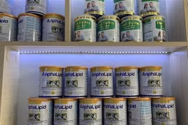 Loạn thị trường sữa bột giả nguy hại sức khoẻ người dùng