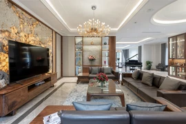 Bên trong căn biệt thự trị giá 250 tỷ giữa Hà Nội 