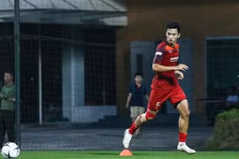 Kiến trúc sân vận động "nhỏ mà có võ" Văn Hậu sắp đầu quân ở Hà Lan