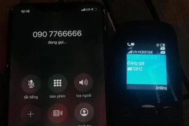 Điện thoại cũ rao bán 900 triệu, khuyến mại thứ ai cũng bất ngờ 