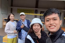 Đôi bạn thân 15 năm cùng lên Đà Lạt chụp ảnh cưới