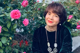 Bên trong căn nhà ngập tràn hoa lá của MC Diễm Quỳnh