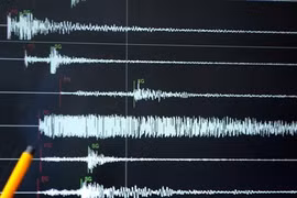 Động đất cường độ 6,7 làm rung chuyển một vùng ở Nam Đại Tây Dương