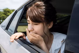 Vị trí ngồi giúp bạn tránh say trên chuyến xe về Tết 