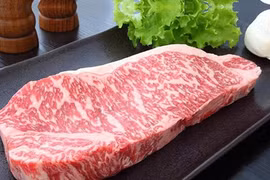 Trước khi chạm đáy 4 năm, thịt bò Wagyu đắt cỡ nào?