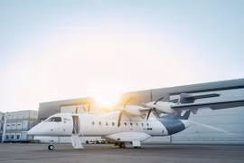 Cận cảnh máy bay điện “khủng” nhất thế giới sắp cất cánh