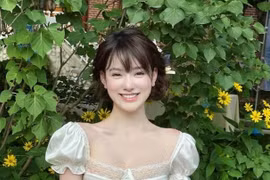 Tiểu thư RMIT khéo mặc tôn lên điểm cơ thể hấp dẫn nhất ở phụ nữ