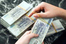 Người nhận thưởng Tết 3,5 tỷ ở Sài Gòn đóng thuế thu nhập bao nhiêu? 