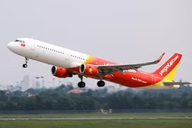 Xôn xao nghi vấn máy bay VietJet Air gặp sự cố ở Nội Bài?