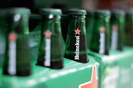 Trở mặt... “bóc” Heineken “kiếm” lợi nhuận khủng từ Sabeco?