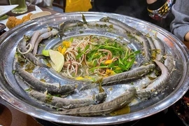 Loại cá xưa rẻ như cho, nay nửa triệu/kg khách thi nhau mua 