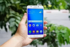 Top smartphone giá rẻ cho mùa Giáng sinh 2016 