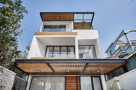 Nhà phố “xịn” đến nỗi gia chủ ngỡ resort giữa Hà Nội