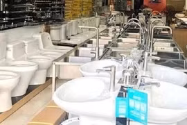 Mất tiền “oan” vì mua thiết bị vệ sinh giá rẻ