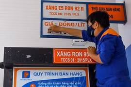 Giá xăng có thể tăng mạnh vào ngày mai