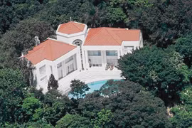 Có gì bên trong biệt thự đắt nhất Hong Kong vừa rao bán