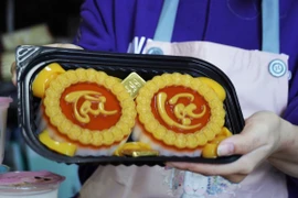 Bánh thạch tài lộc, hũ vàng độc đáo đón ngày vía Thần Tài 